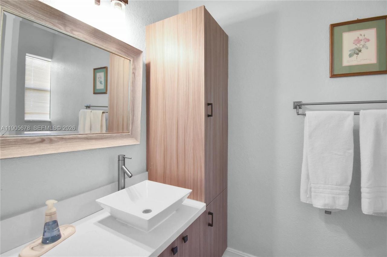 16541 SW 62nd St, Southwest Ranches, FL 33331 Photo