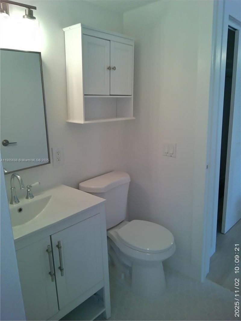 3036 SW 27th Ave, Unit 5, Miami, FL 33133 Photo