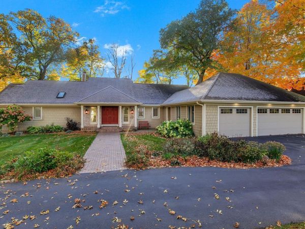 2648 Casco Point Road, Wayzata, MN 55391