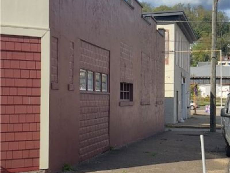 3295 Guernsey Street, Bellaire, OH 43906 Photo 2