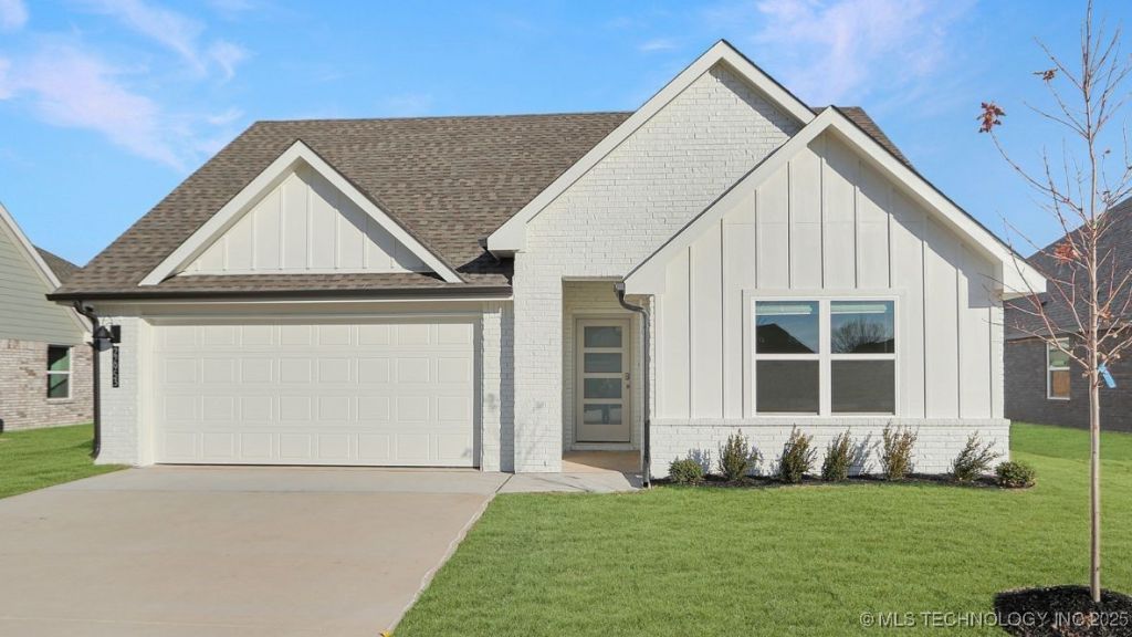 22953 E 106th Place S, Broken Arrow, OK 74014 Main Photo