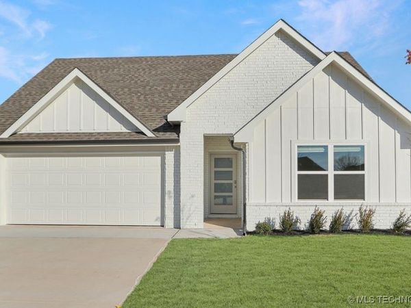 22953 E 106th Place S, Broken Arrow, OK 74014