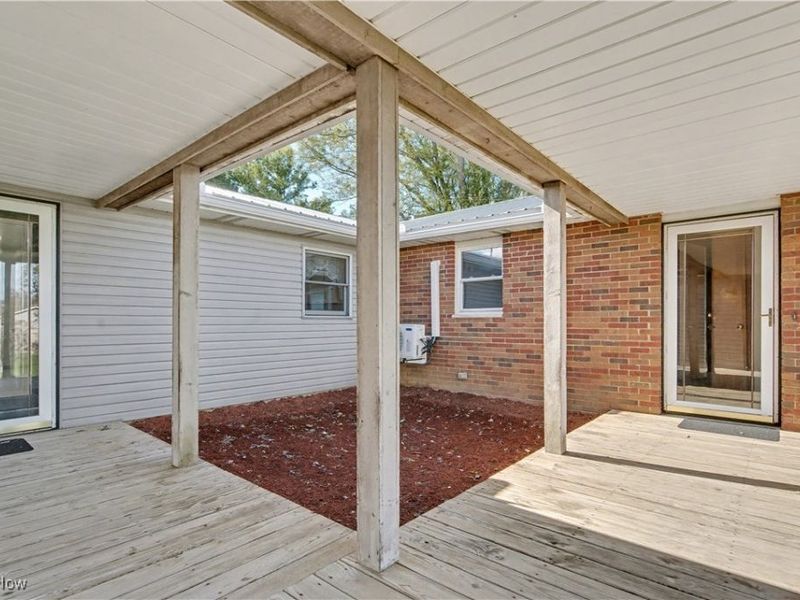 911 N State Route 83, Beverly, OH 45715 Photo 10