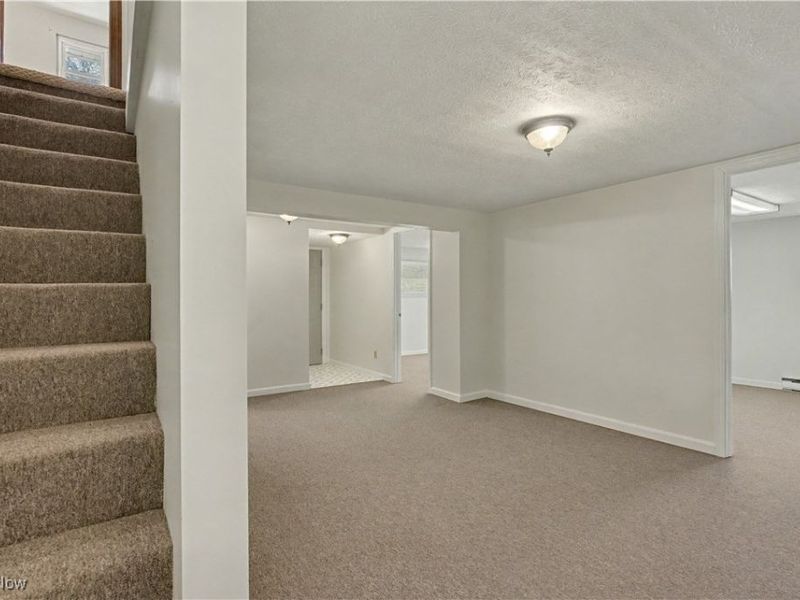 911 N State Route 83, Beverly, OH 45715 Photo 38