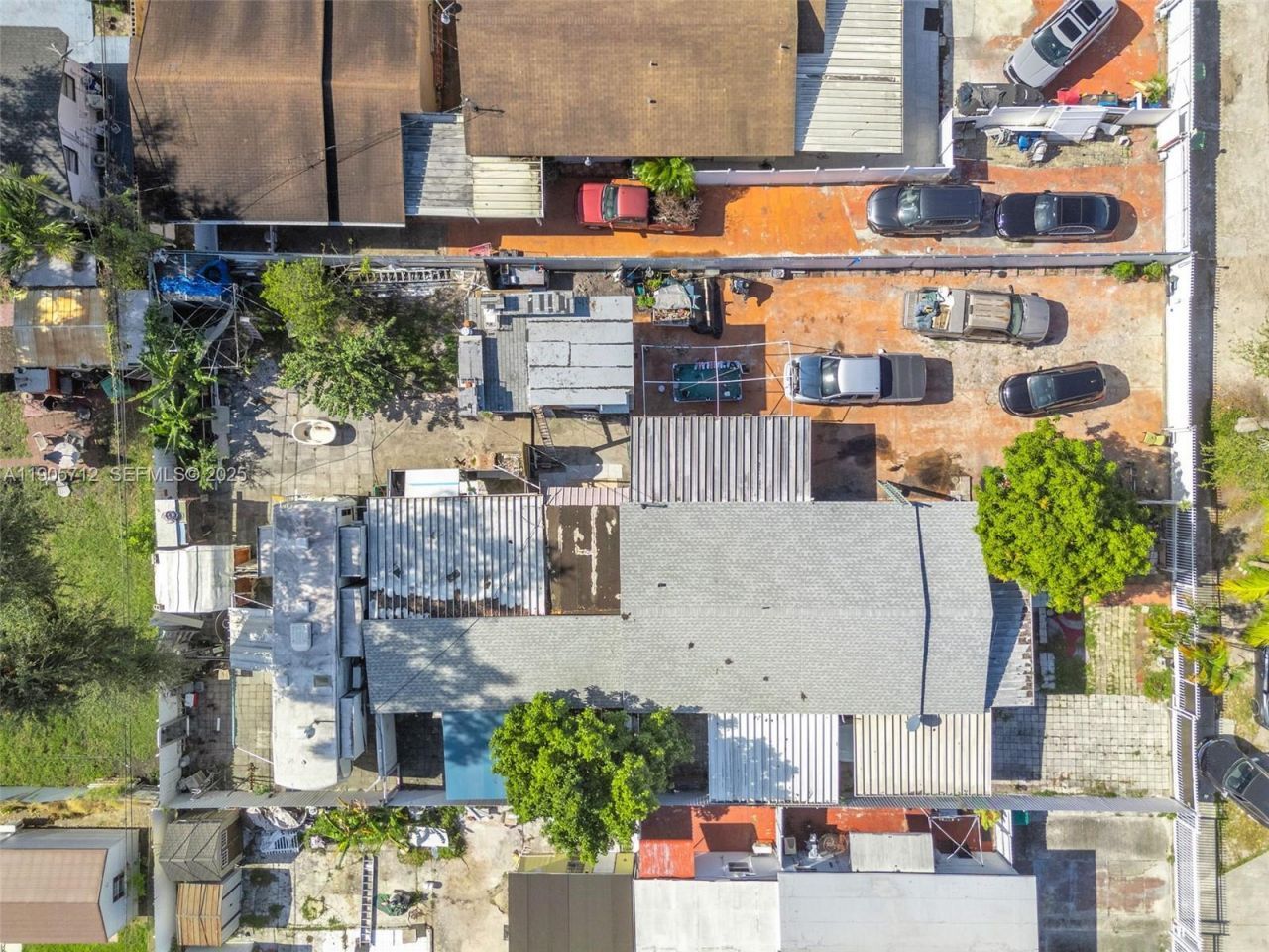 3166 NW 102nd St, Miami, FL 33147 Photo