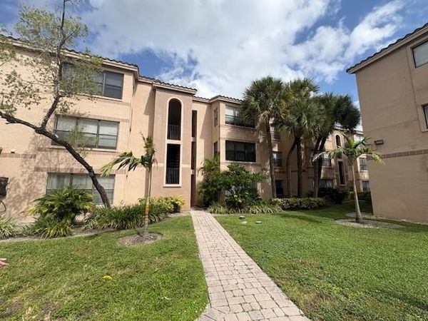 2846 S University Drive, Unit 4206, Davie, FL 33328
