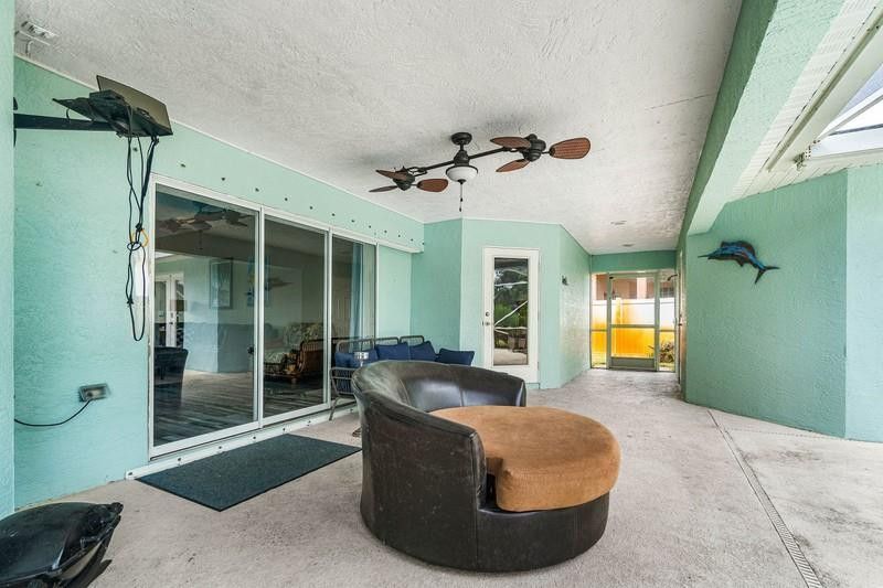 631 SE Stow Terrace, Port Saint Lucie, FL 34984 Photo