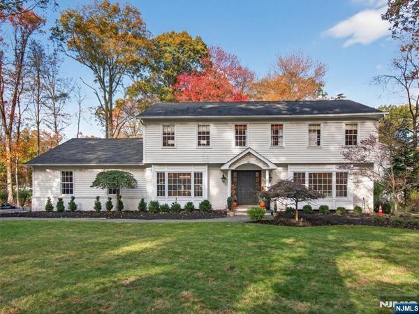 141 W Oak Street, RAMSEY, NJ 07446