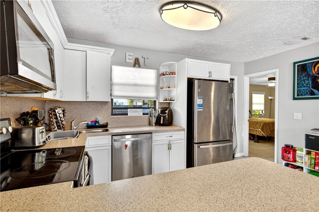 750 SW Port St Lucie Boulevard, Port Saint Lucie, FL 34953 Photo