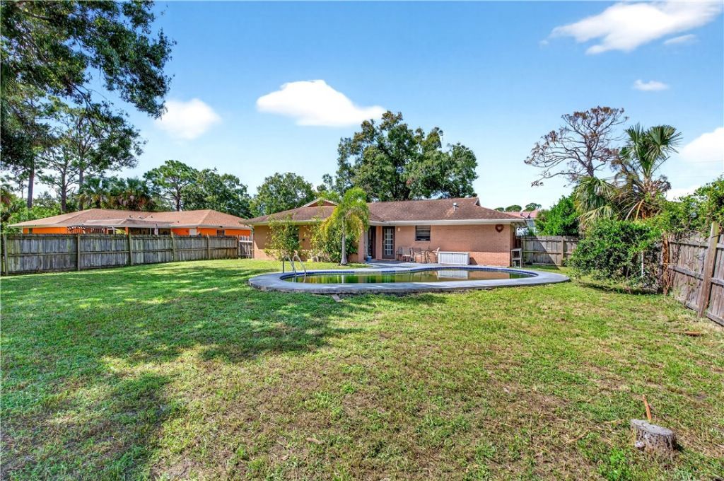 750 SW Port St Lucie Boulevard, Port Saint Lucie, FL 34953 Photo