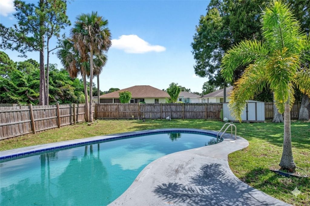 750 SW Port St Lucie Boulevard, Port Saint Lucie, FL 34953 Photo