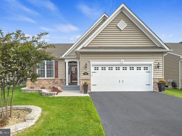 100 NEW VILLAGE LANE, SMYRNA, DE 19977