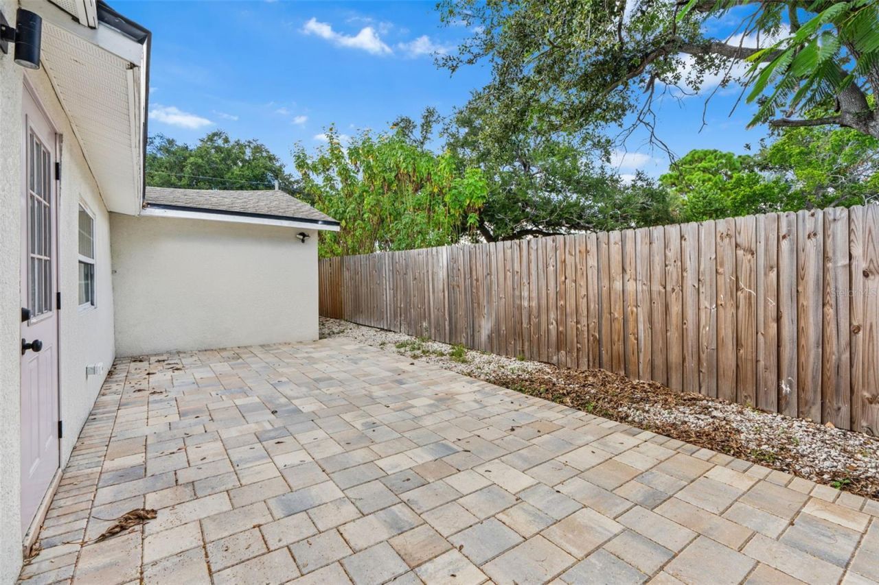 2201 50th Avenue N, Saint Petersburg, FL 33714 Photo