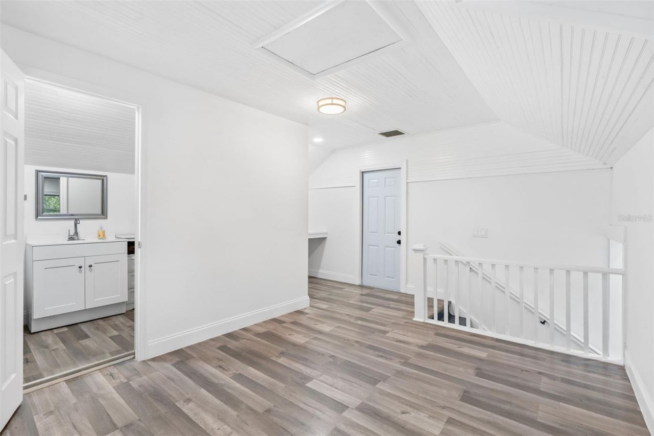 2201 50th Avenue N, Saint Petersburg, FL 33714 Photo