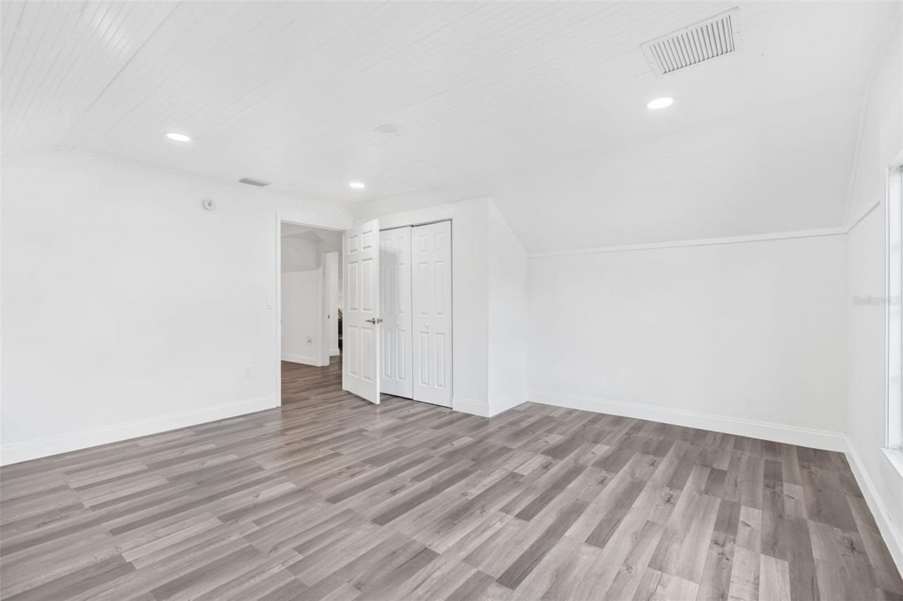 2201 50th Avenue N, Saint Petersburg, FL 33714 Photo