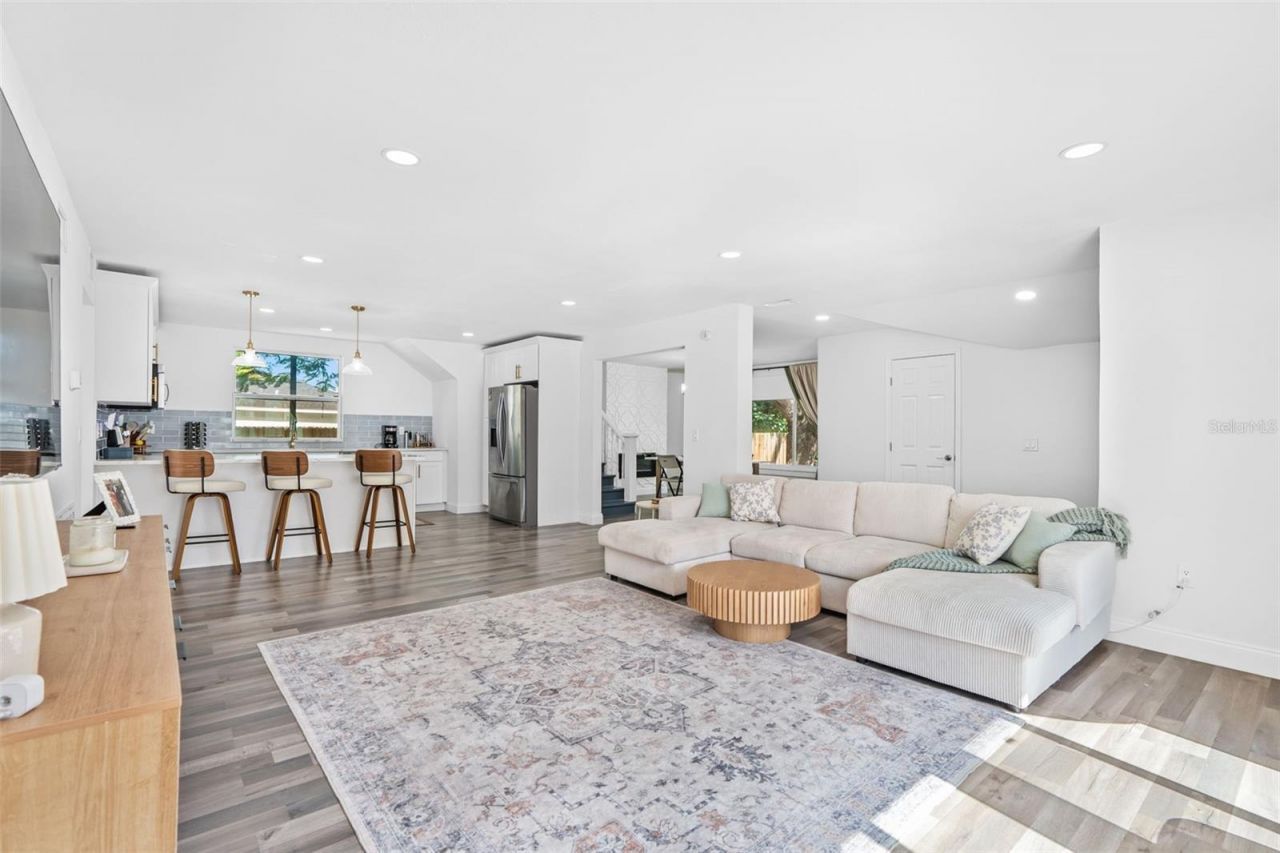 2201 50th Avenue N, Saint Petersburg, FL 33714 Photo