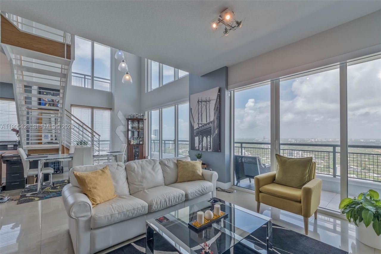 60 SW 13th St, Unit 3401, Miami, FL 33130 Photo