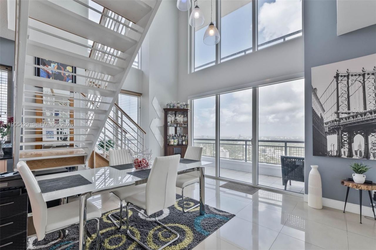 60 SW 13th St, Unit 3401, Miami, FL 33130 Photo