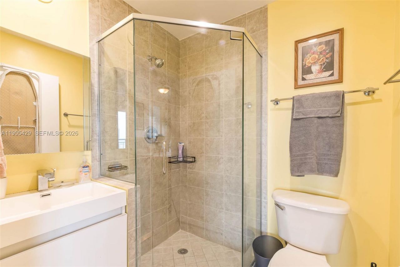 60 SW 13th St, Unit 3401, Miami, FL 33130 Photo