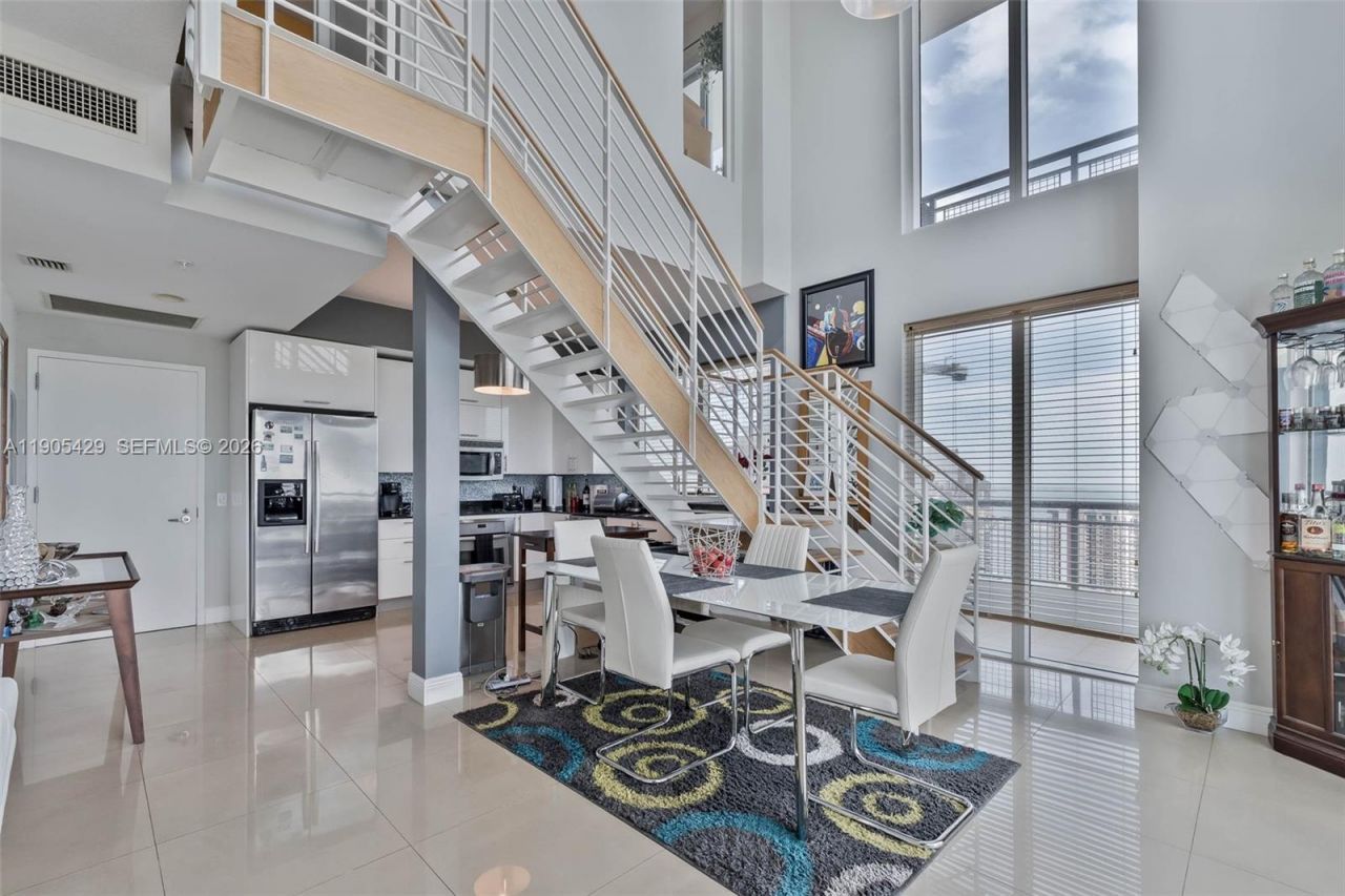 60 SW 13th St, Unit 3401, Miami, FL 33130 Photo