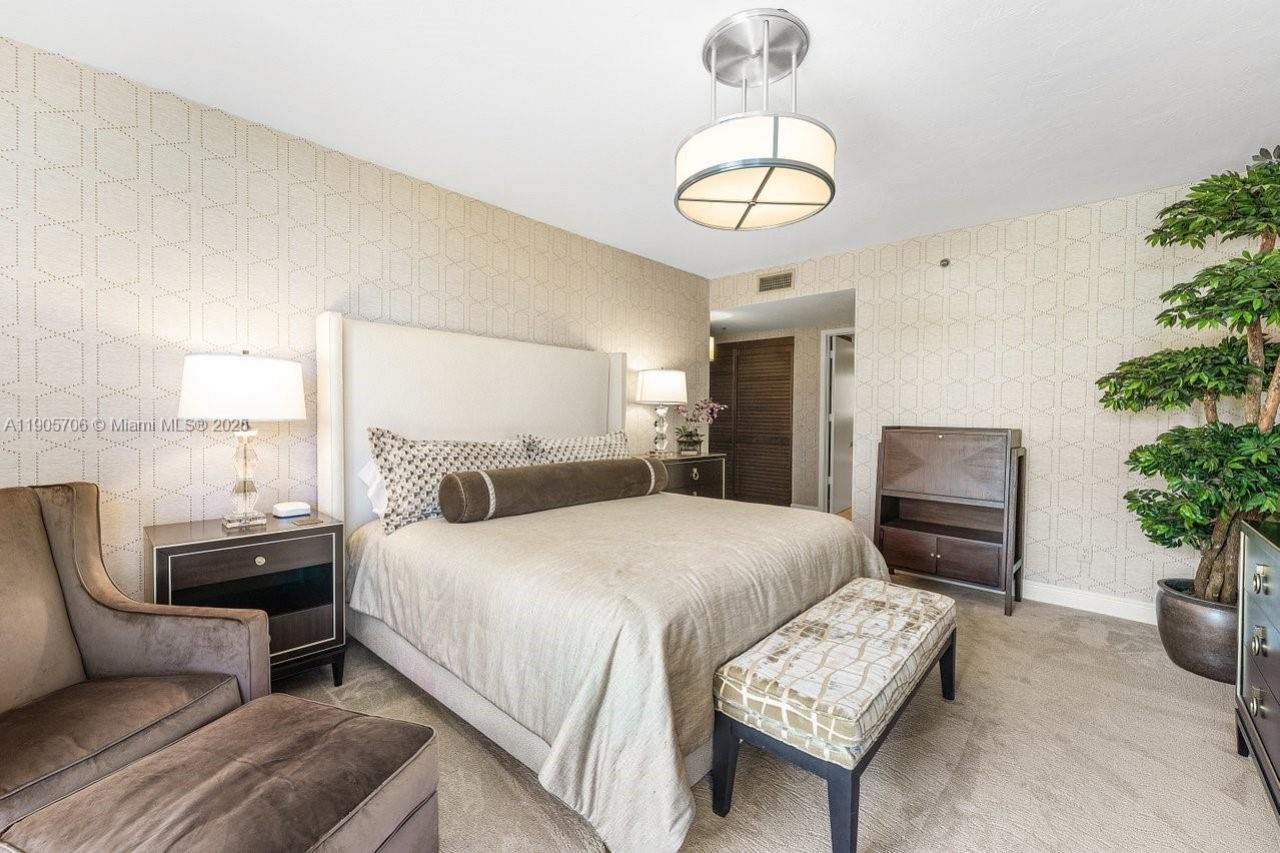 530 Ocean Dr, Unit 405, Juno Beach, FL 33408 Photo