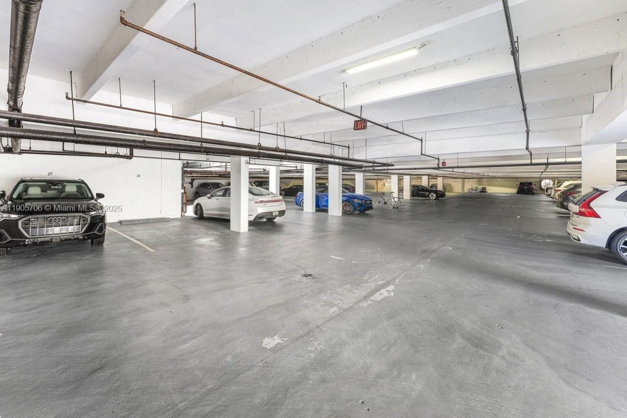 530 Ocean Dr, Unit 405, Juno Beach, FL 33408 Photo