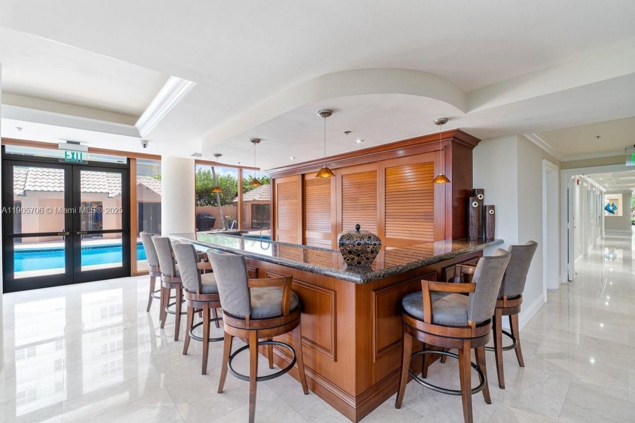 530 Ocean Dr, Unit 405, Juno Beach, FL 33408 Photo