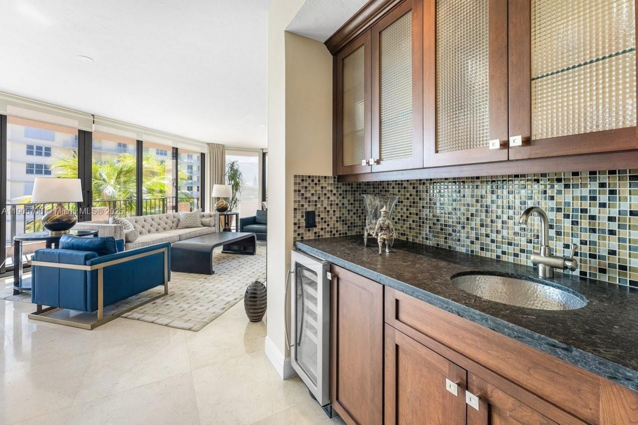 530 Ocean Dr, Unit 405, Juno Beach, FL 33408 Photo