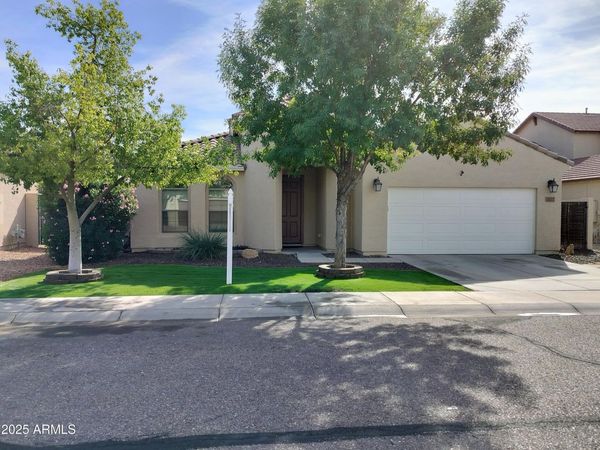 5327 W COLES Road, Laveen, AZ 85339