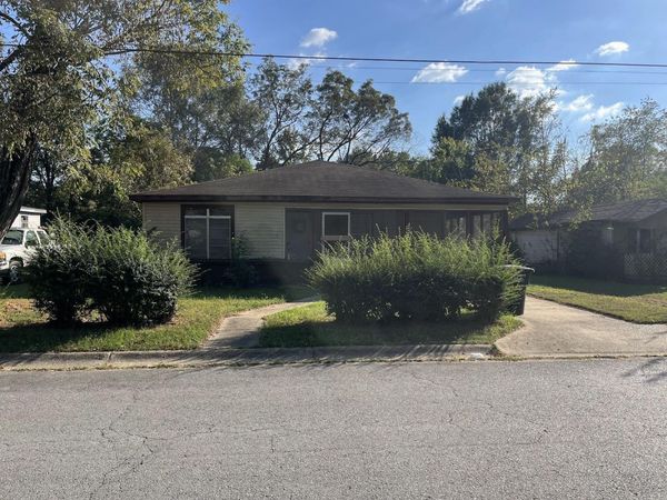 1302 King Street, Jacksonville, AR 72076