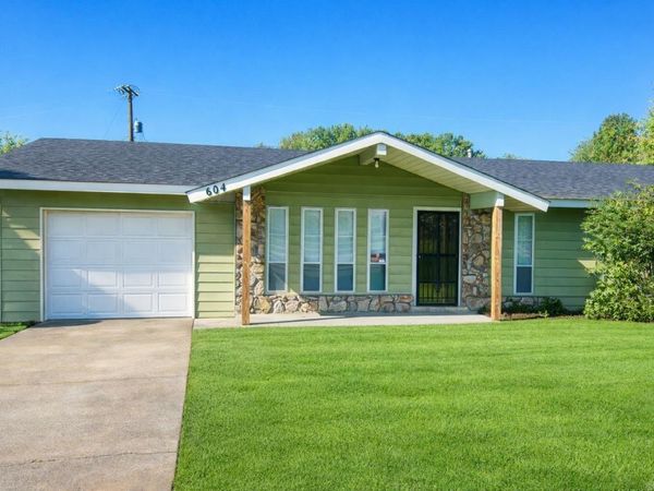 604 N James Street, Jacksonville, AR 72076