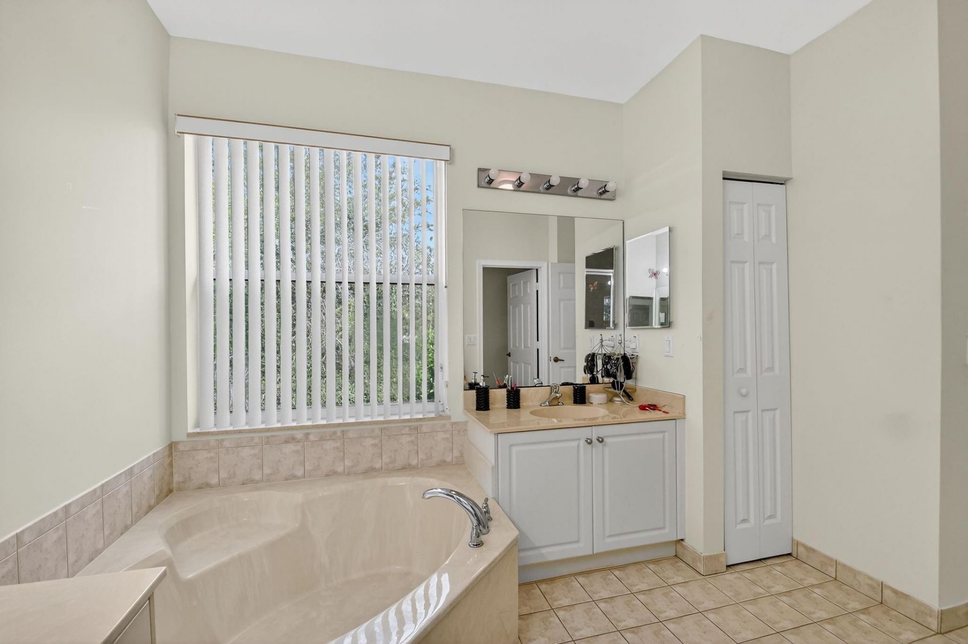 9393 Savannah Estates Drive, Lake Worth, FL 33467 Photo
