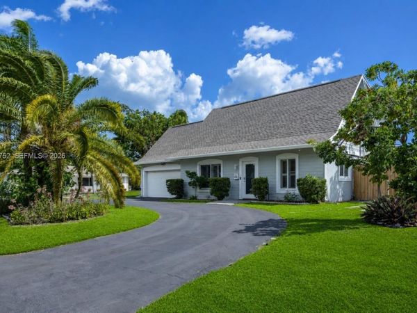1690 NE 25th Ave, Pompano Beach, FL 33062