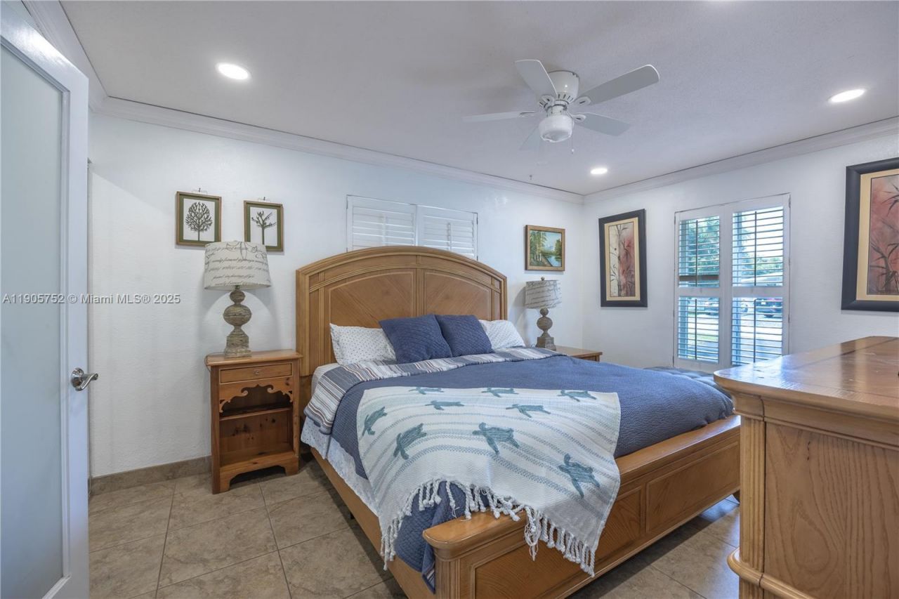 1690 NE 25th Ave, Pompano Beach, FL 33062 Photo