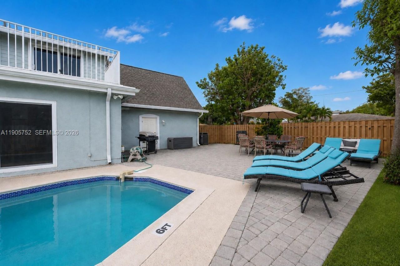 1690 NE 25th Ave, Pompano Beach, FL 33062 Photo