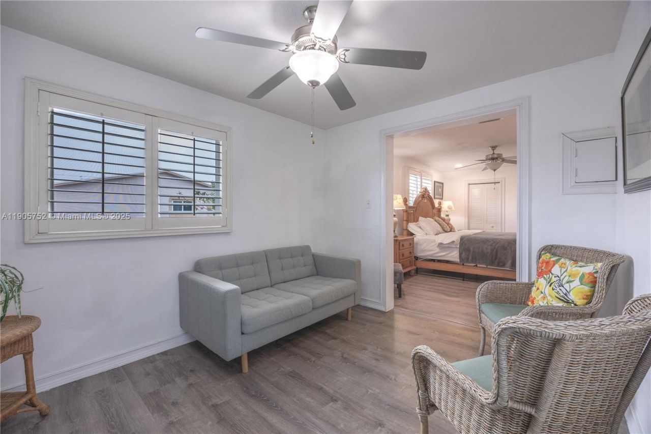 1690 NE 25th Ave, Pompano Beach, FL 33062 Photo