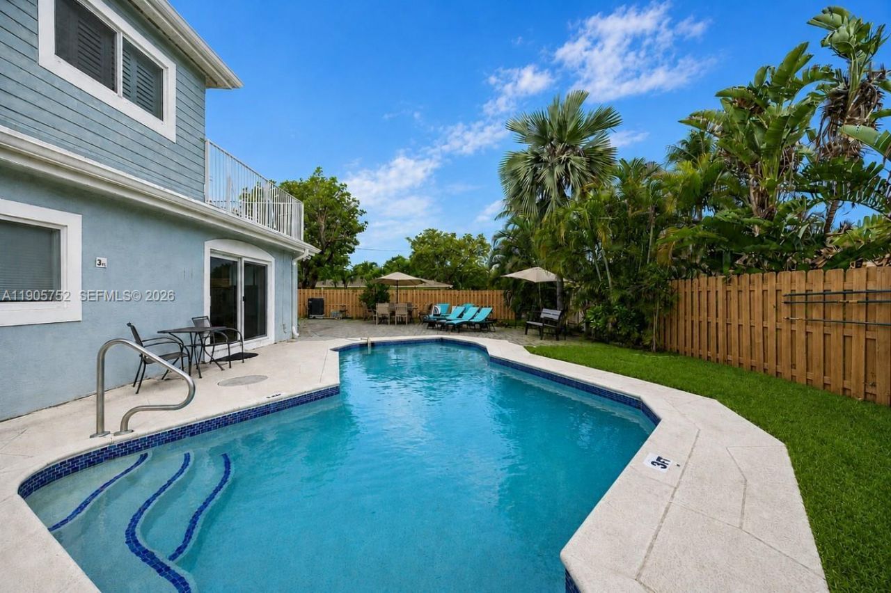 1690 NE 25th Ave, Pompano Beach, FL 33062 Photo