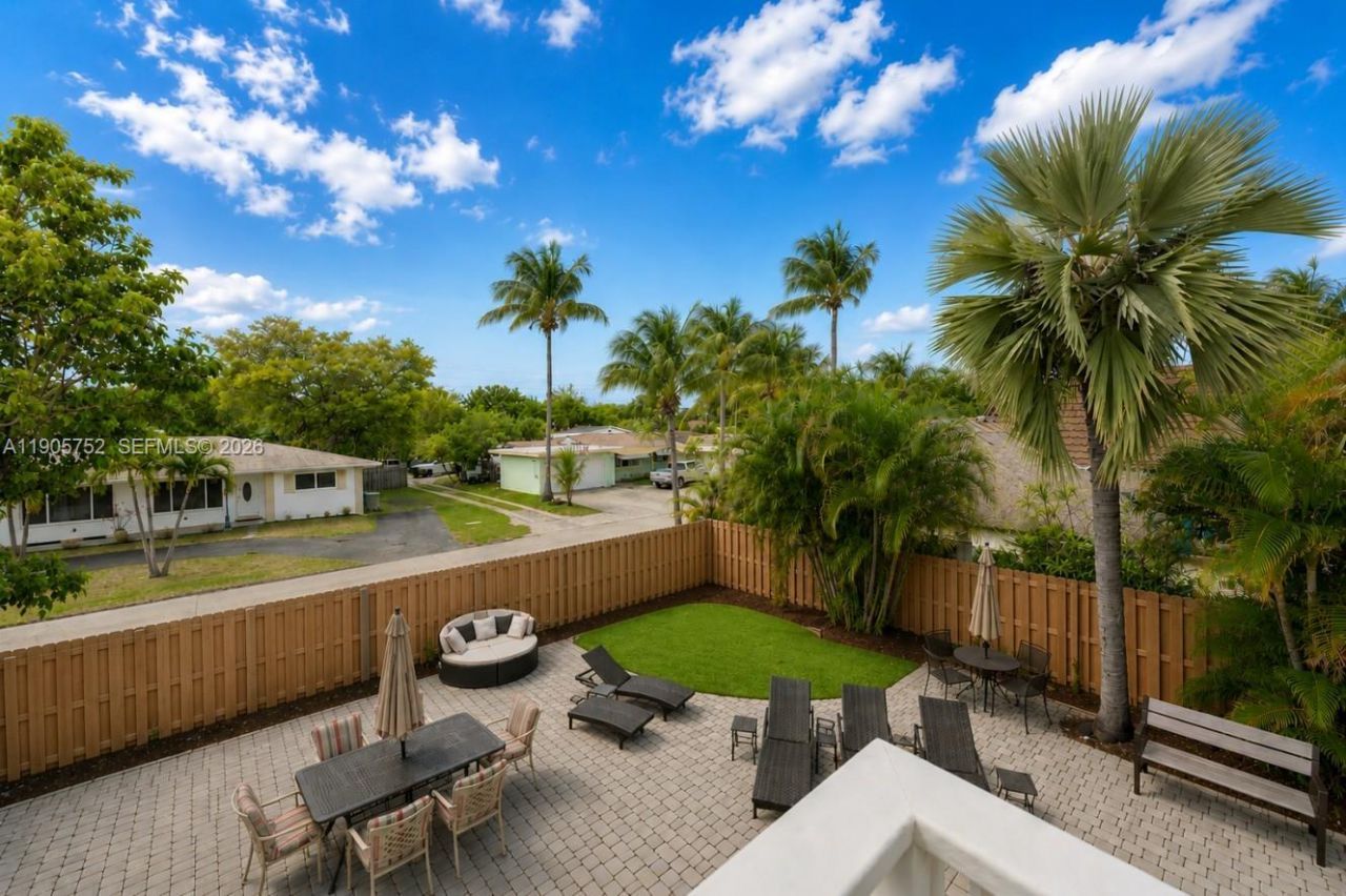 1690 NE 25th Ave, Pompano Beach, FL 33062 Photo