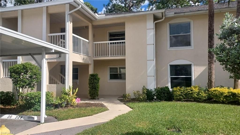 716 Landover Cir, Unit 102, Naples, FL 34104 Photo