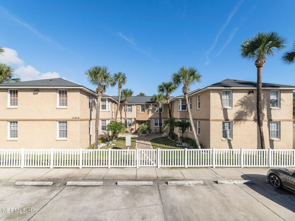 319 1ST Avenue N, Unit 2-E, Jacksonville Beach, FL 32250