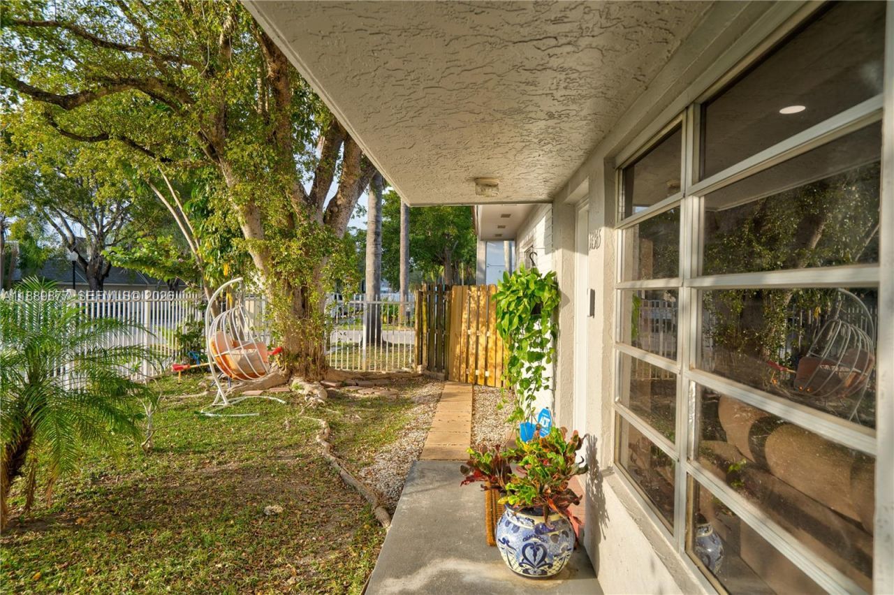 17365 SW 95th Ave, Unit 17365, Palmetto Bay, FL 33157 Photo