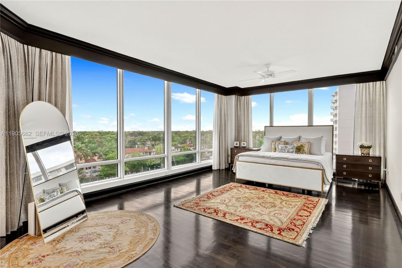 60 Edgewater Dr, Unit 7A, Coral Gables, FL 33133 Photo