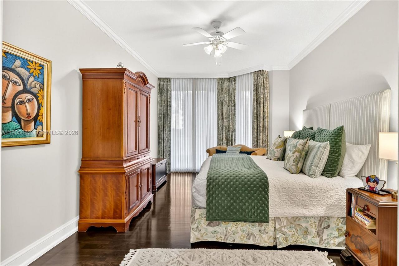 60 Edgewater Dr, Unit 7A, Coral Gables, FL 33133 Photo