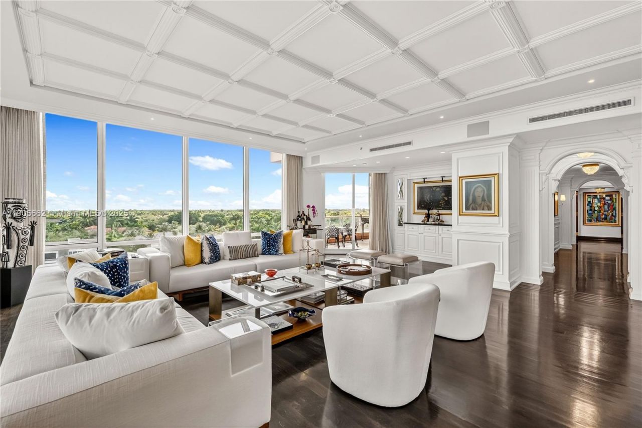 60 Edgewater Dr, Unit 7A, Coral Gables, FL 33133 Photo