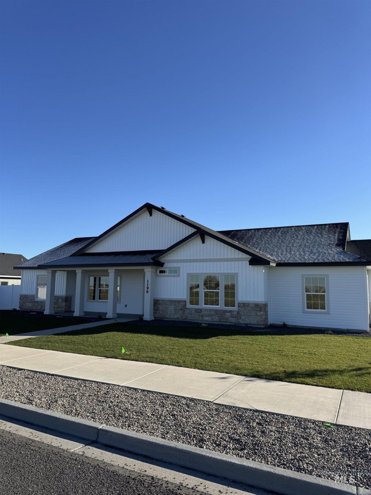 1196 Creekside Way, Twin Falls, ID 83301 Main Photo