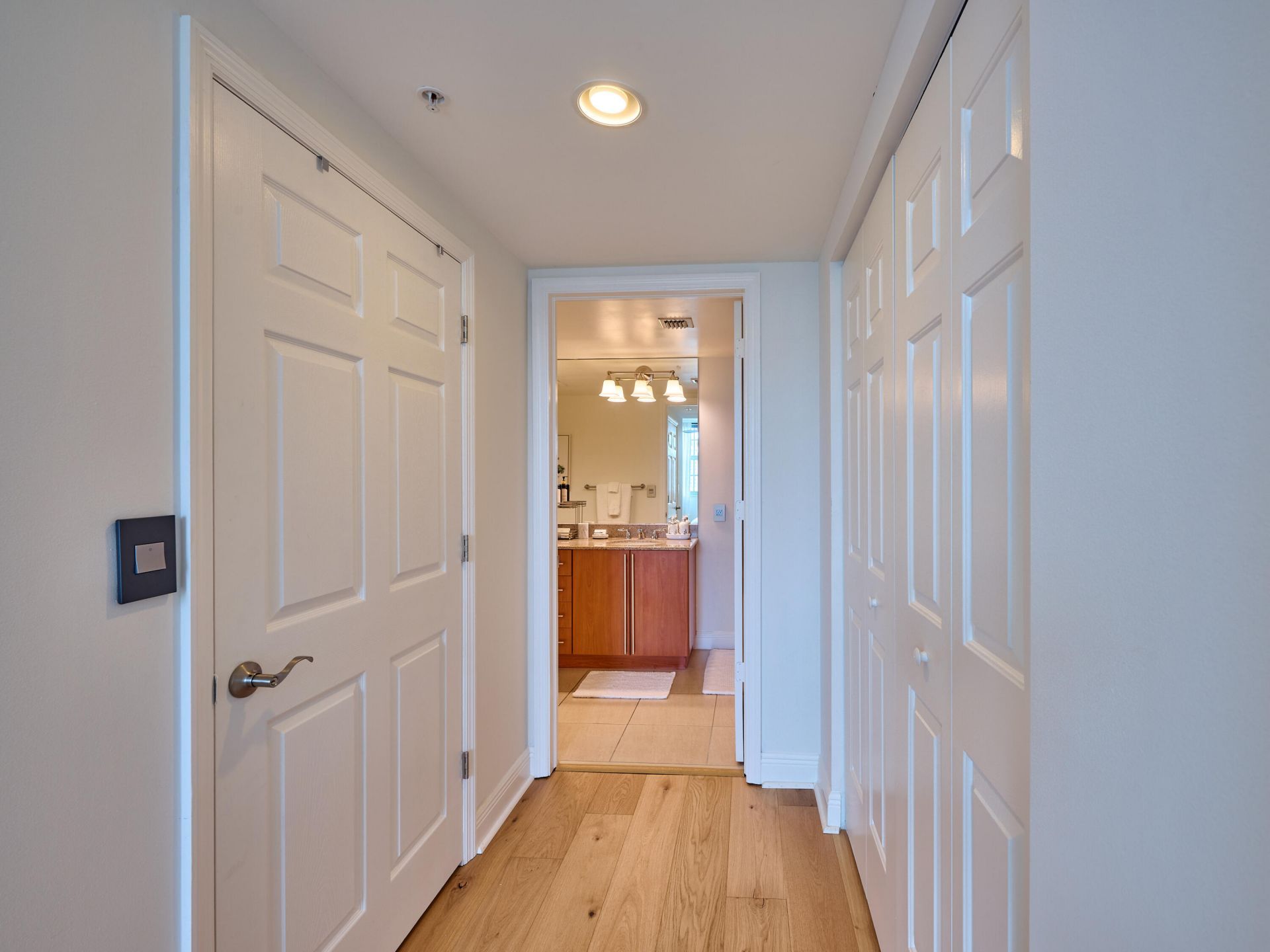 610 Clematis Street, Unit 522, West Palm Beach, FL 33401 Photo