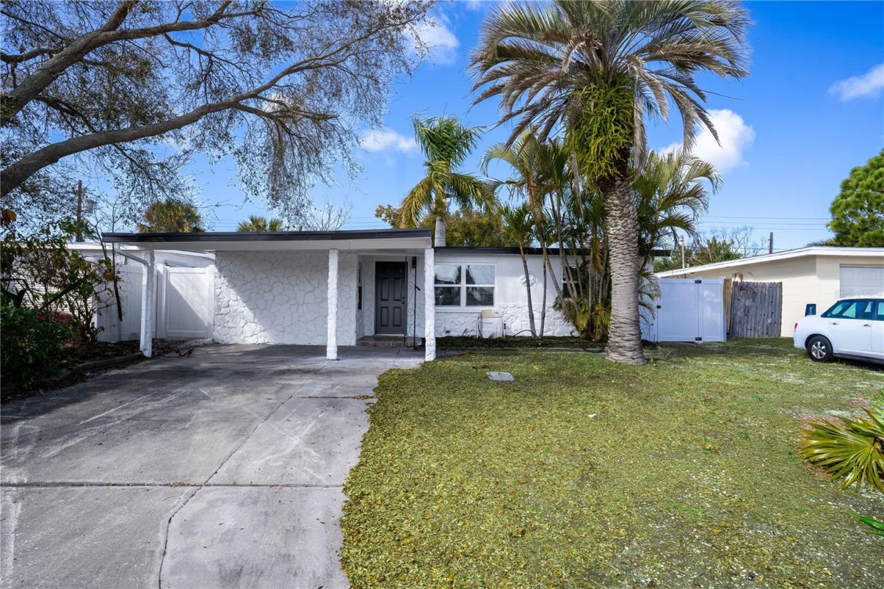 12036 105th Street N, Largo, FL 33773 Main Photo