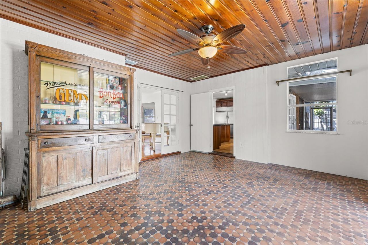 8231 36th Avenue N, Saint Petersburg, FL 33710 Photo