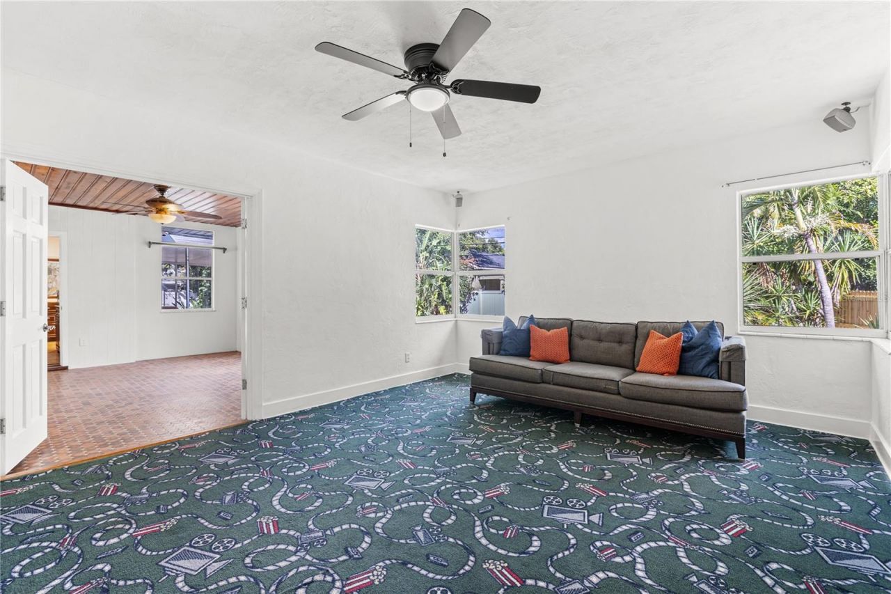 8231 36th Avenue N, Saint Petersburg, FL 33710 Photo