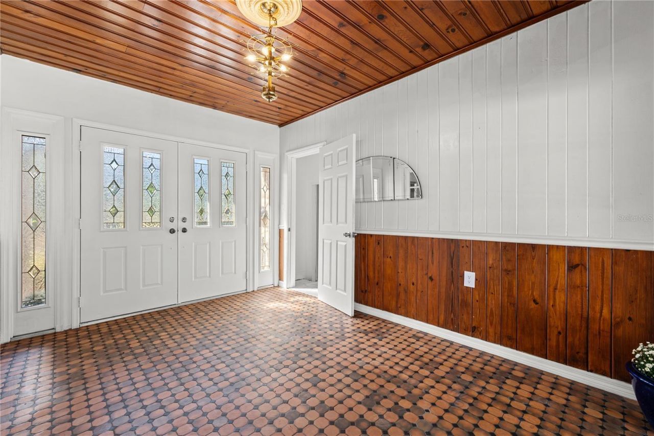 8231 36th Avenue N, Saint Petersburg, FL 33710 Photo